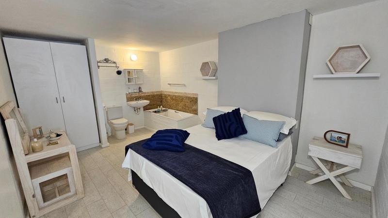 2 Bedroom Property for Sale in Dwarskersbos Western Cape